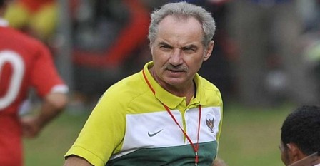 HLV A.Riedl đánh giá khả năng của ĐT Việt Nam ở AFF Cup 2014